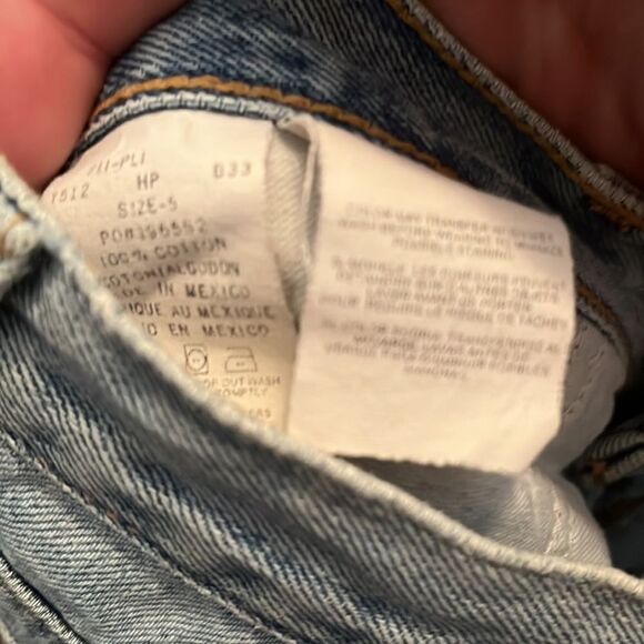 Vintage Tommy Hilfiger Tommy Jeans Blue Distressed Denim Shorts - Picture 10 of 10